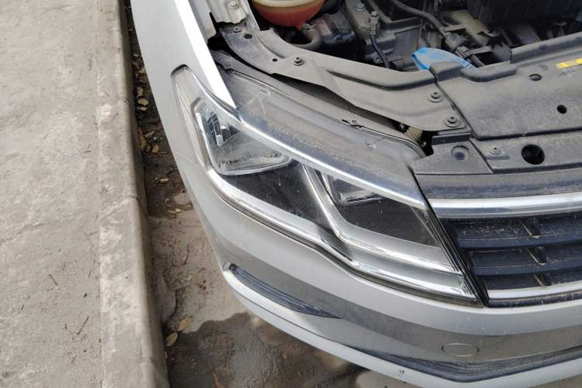 Used Volkswagen Jetta 2017 1.5L Automatic Fashion Model Right Front Headlight