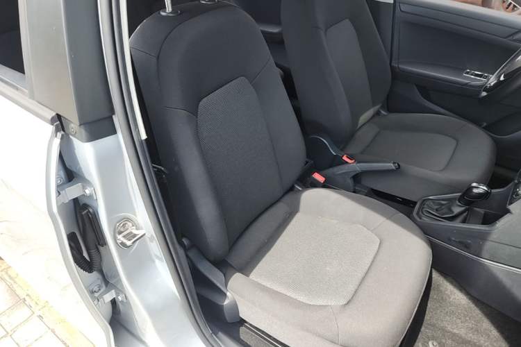 Used Volkswagen Jetta 2017 1.5L Automatic Fashion Model Right Front Seat