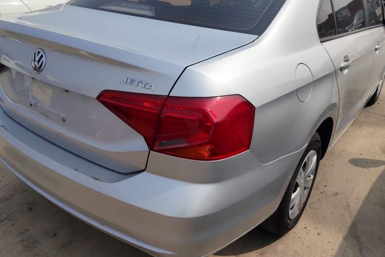 Used Volkswagen Jetta 2017 1.4L Manual Fashion Edition Right Rear Taillight