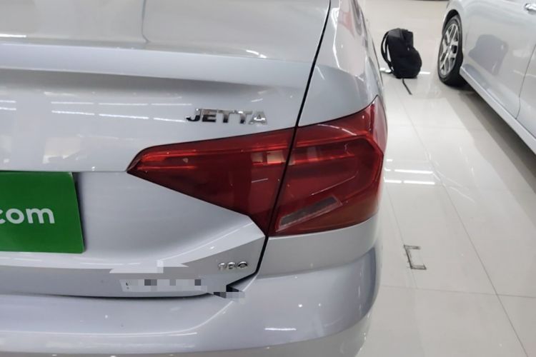 Used Volkswagen Jetta 2017 1.5L Automatic Fashion Model Right Rear Taillight