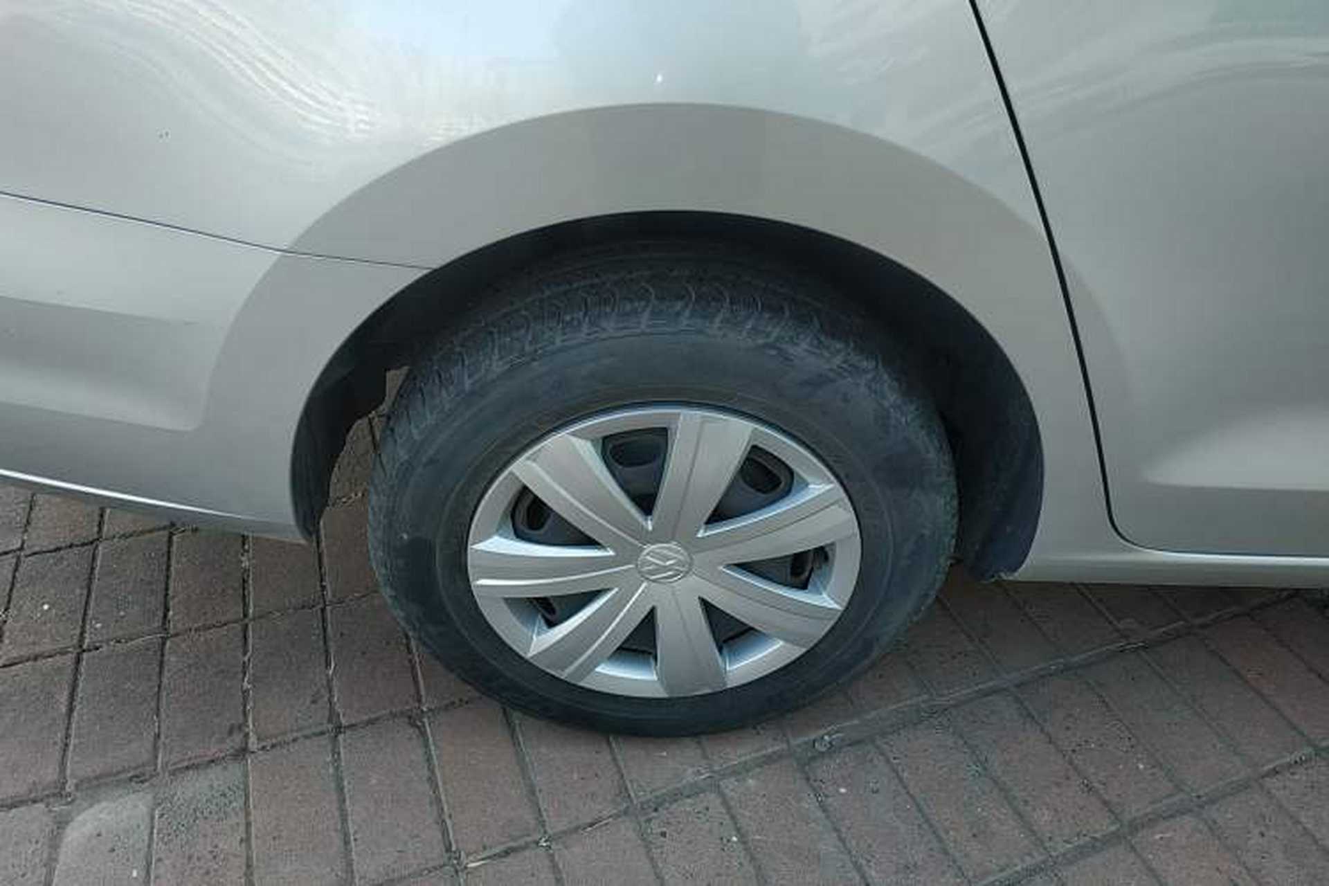 Used Volkswagen Jetta 2017 1.4L Manual Fashion Edition Right Rear Wheel Hub