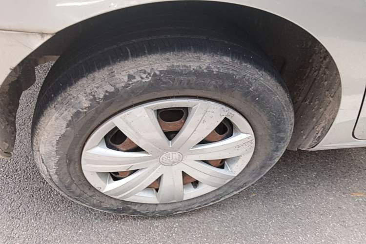 Used Volkswagen Jetta 2017 1.4L Manual Fashion Edition Right Rear Wheel Hub