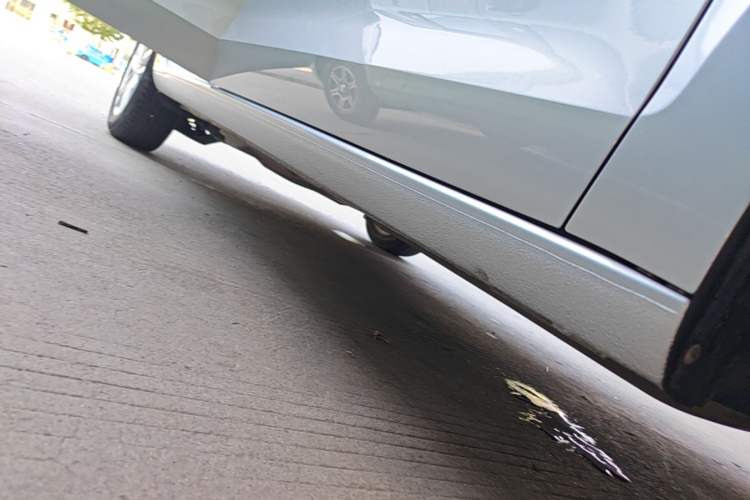 Used Volkswagen Jetta 2017 1.5L Automatic Comfort Model Right Side Sill