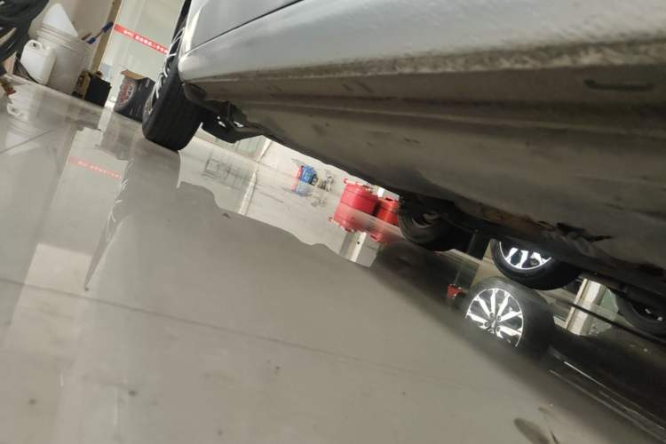 Used Volkswagen Jetta 2017 1.5L Automatic Fashion Model Right Side Sill