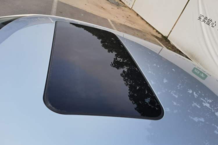 Used Volkswagen Jetta 2017 1.5L Automatic Comfort Model Roof