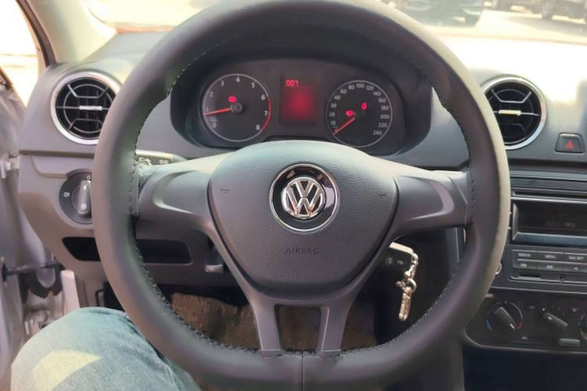 Used Volkswagen Jetta 2017 1.4L Manual Fashion Edition Steering Wheel