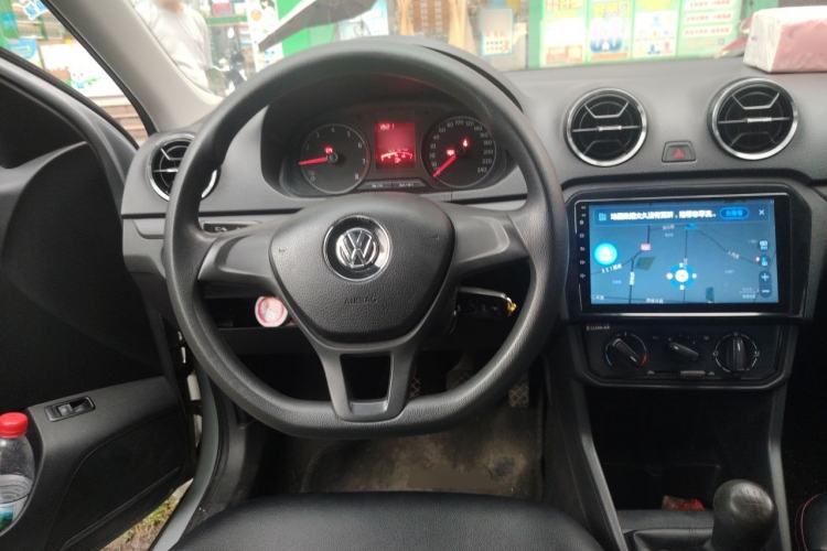 Used Volkswagen Jetta 2017 1.4L Manual Fashion Edition Steering Wheel