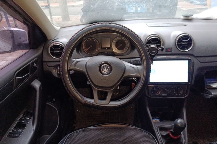 Used Volkswagen Jetta 2017 1.4L Manual Fashion Edition Steering Wheel
