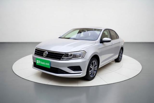 Volkswagen Jetta 2017 1.4L Manual Fashion Edition مستعملة