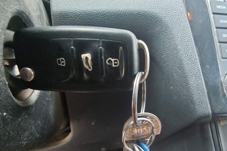 Used Volkswagen Jetta 2017 1.5L Automatic Fashion Model Vehicle Key