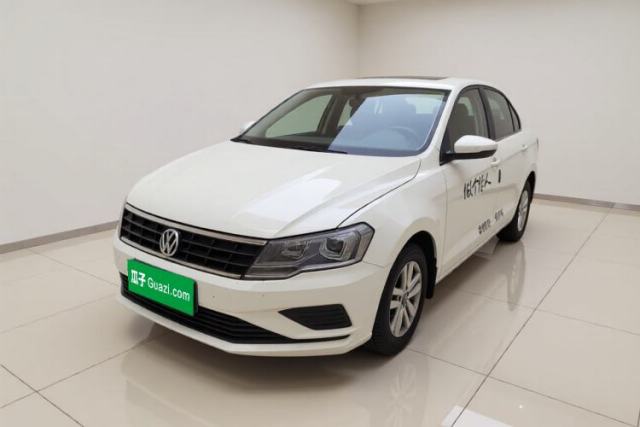 Used Volkswagen Jetta 2017 1.5L Manual Fashion Edition