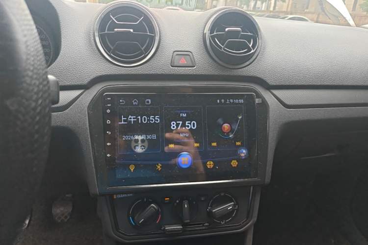 Used Volkswagen Jetta 2017 1.5L Manual Fashion Edition Audio And AC Panel