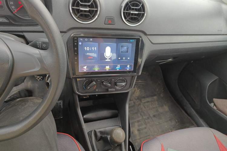 Used Volkswagen Jetta 2017 1.4L Manual Fashion Edition Audio And AC Panel