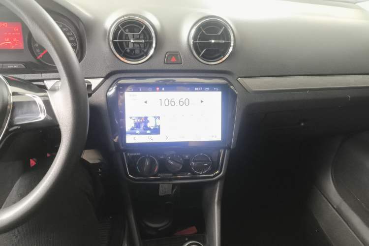 Used Volkswagen Jetta 2017 1.5L Manual Comfort Model Audio And AC Panel