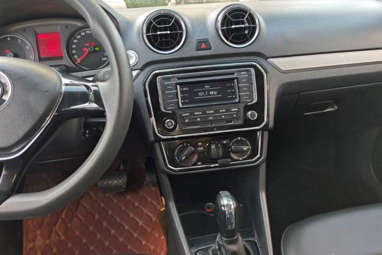 Used Volkswagen Jetta 2017 1.5L Automatic Comfort Model Audio And AC Panel