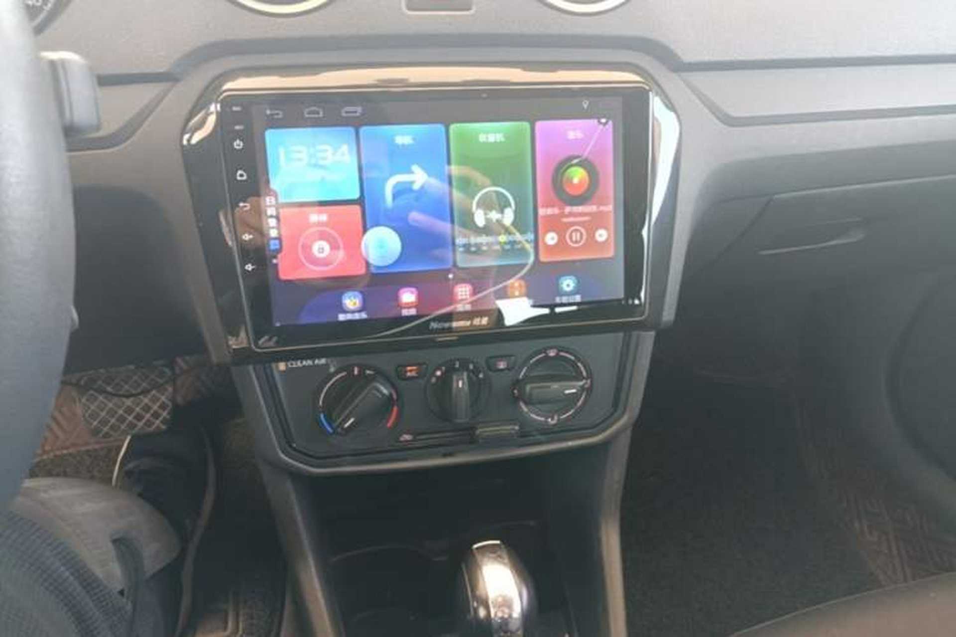 Used Volkswagen Jetta 2017 1.5L Automatic Fashion Model Audio And AC Panel