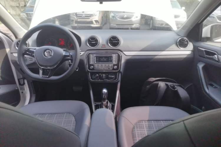 Used Volkswagen Jetta 2017 1.5L Automatic Comfort Model Audio And AC Panel