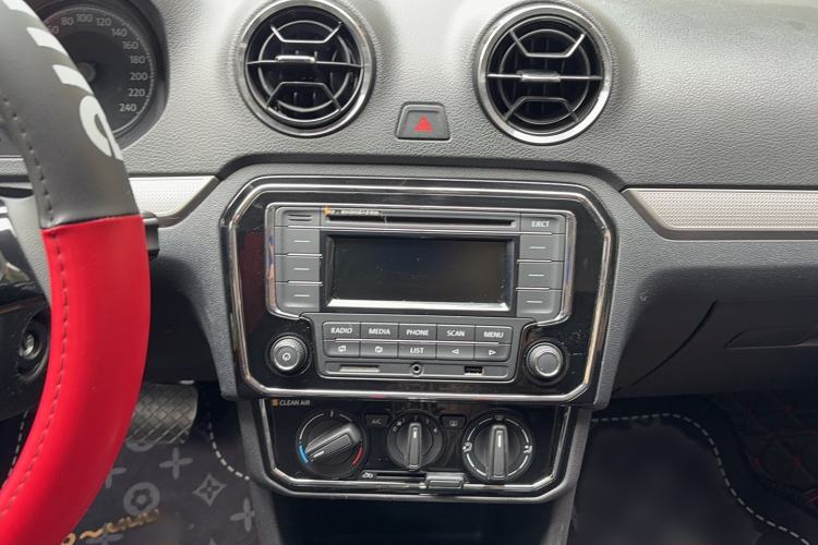 Used Volkswagen Jetta 2017 1.5L Automatic Comfort Model Audio And AC Panel