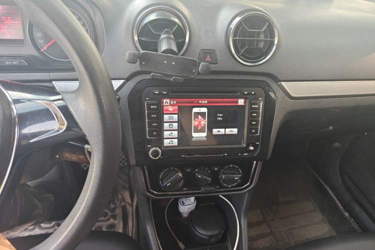 Used Volkswagen Jetta 2017 1.4L Manual Comfort Model Audio And AC Panel