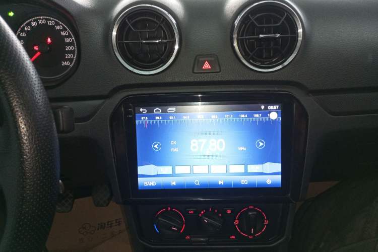 Used Volkswagen Jetta 2017 1.4L Manual Fashion Edition Audio And AC Panel