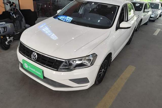 Used Volkswagen Jetta 2017 1.5L Manual Fashion Edition