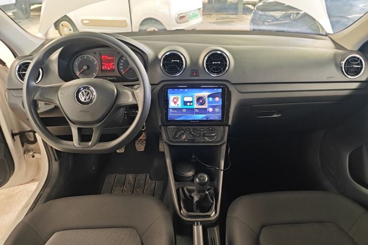 Used Volkswagen Jetta 2017 1.4L Manual Fashion Edition Center Console