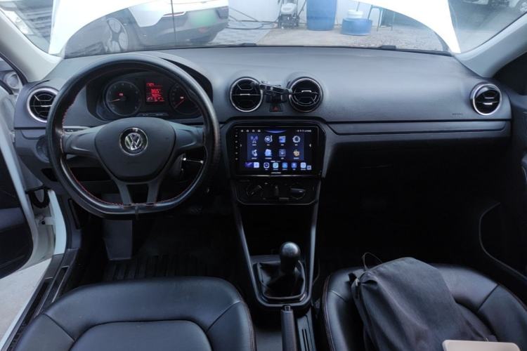 Used Volkswagen Jetta 2017 1.4L Manual Fashion Edition Center Console
