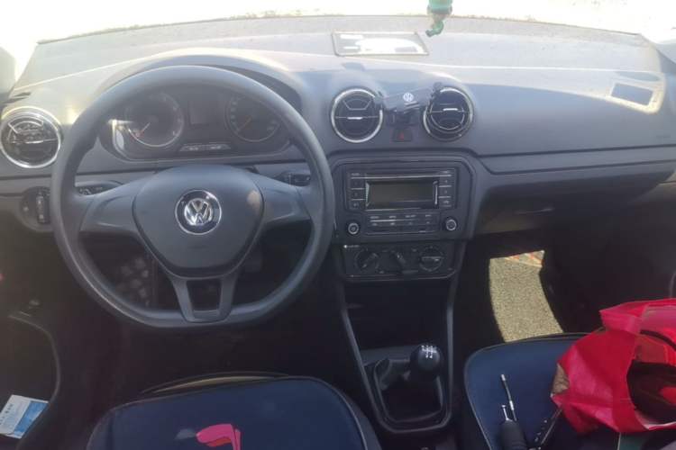 Used Volkswagen Jetta 2017 1.4L Manual Fashion Edition Center Console