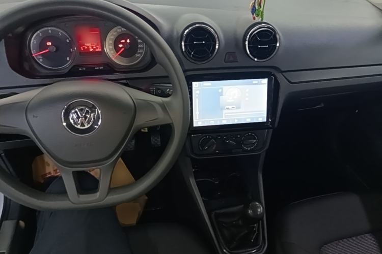 Used Volkswagen Jetta 2017 1.4L Manual Fashion Edition Center Console