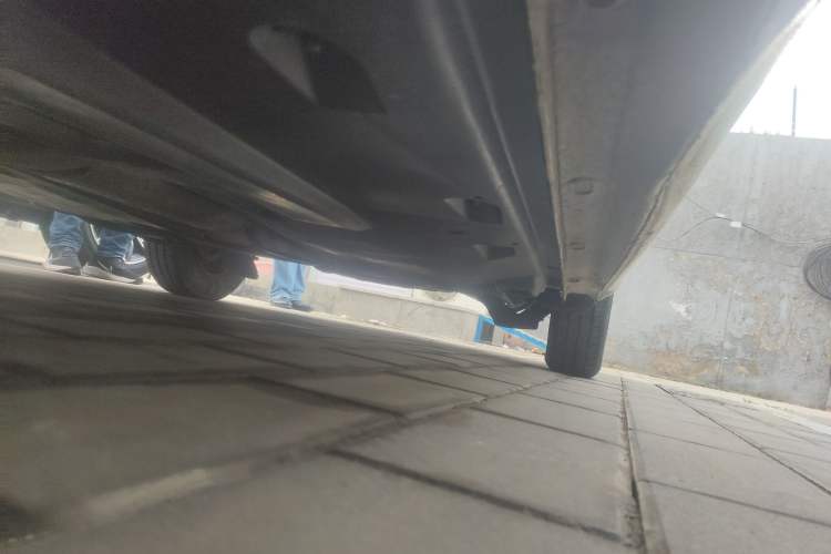 Used Volkswagen Jetta 2017 1.4L Manual Fashion Edition Chassis Front Left