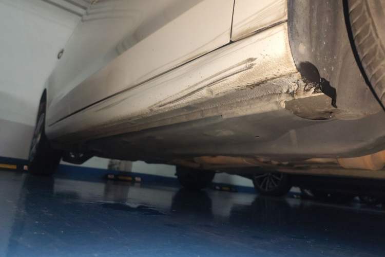 Used Volkswagen Jetta 2017 1.4L Manual Fashion Edition Chassis Front Right