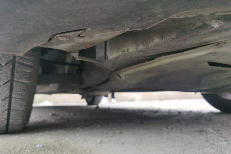 Used Volkswagen Jetta 2017 1.4L Manual Comfort Model Chassis Front Right