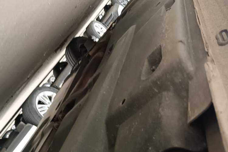 Used Volkswagen Jetta 2017 1.4L Manual Fashion Edition Chassis Front Right
