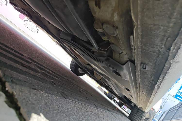 Used Volkswagen Jetta 2017 1.5L Manual Comfort Model Chassis Rear Right