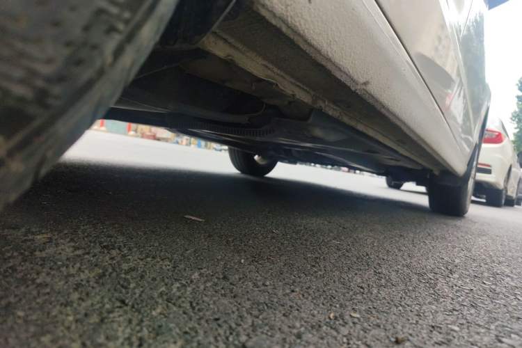 Used Volkswagen Jetta 2017 1.4L Manual Comfort Model Chassis Rear Right