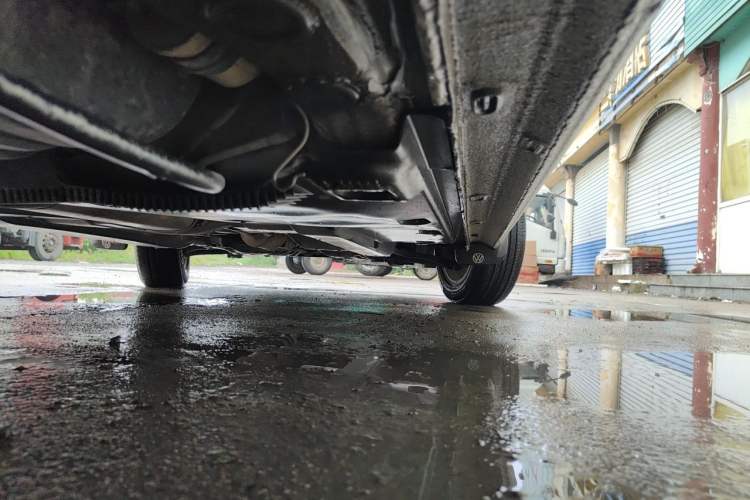 Used Volkswagen Jetta 2017 1.5L Manual Comfort Model Chassis Rear Right