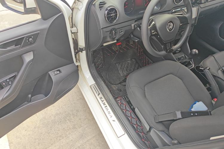 Used Volkswagen Jetta 2017 1.4L Manual Fashion Edition Driver Seat