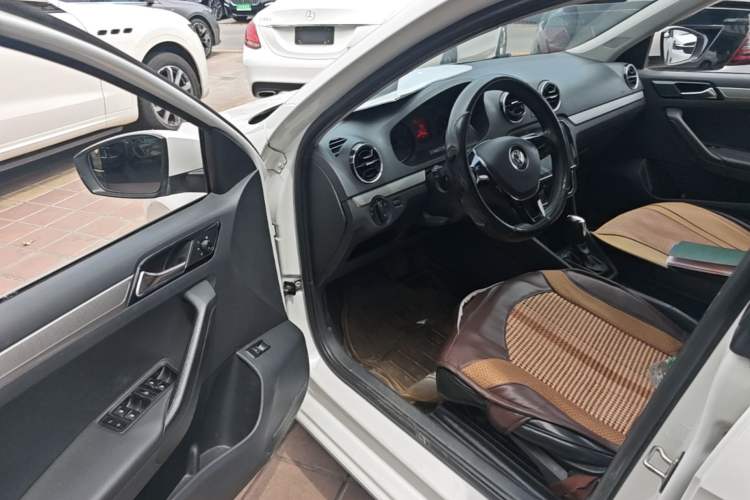Used Volkswagen Jetta 2017 1.5L Automatic Comfort Model Driver Seat