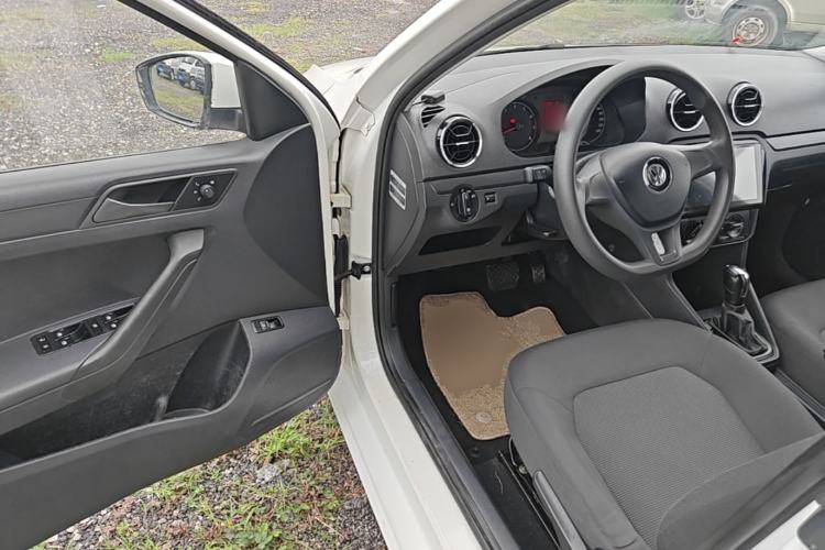 Used Volkswagen Jetta 2017 1.5L Automatic Fashion Model Driver Seat