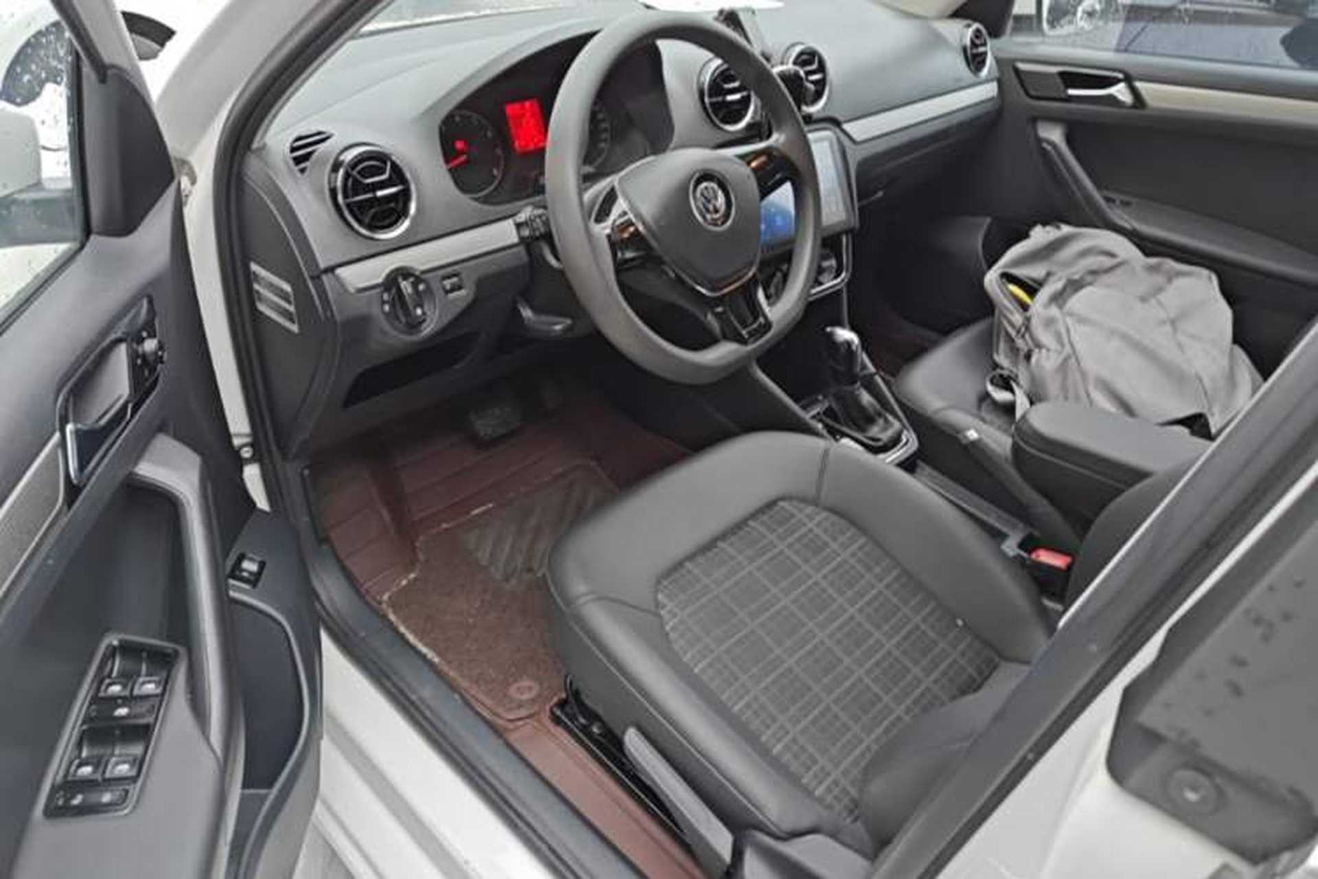 Used Volkswagen Jetta 2017 1.5L Automatic Comfort Model Driver Seat