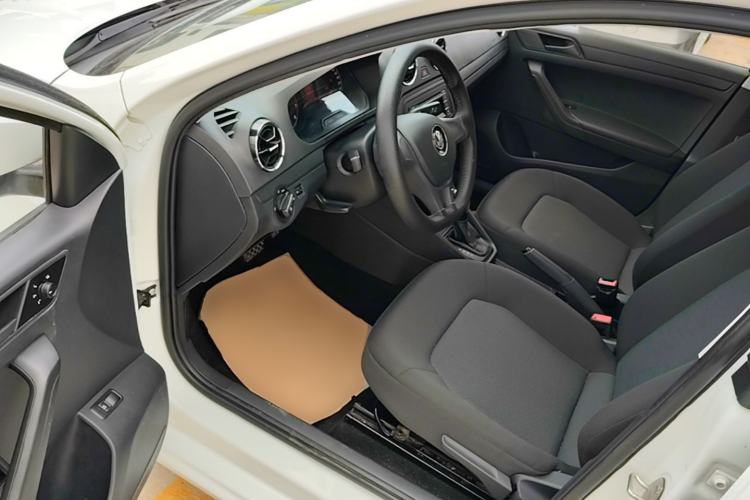 Used Volkswagen Jetta 2017 1.5L Automatic Fashion Model Driver Seat
