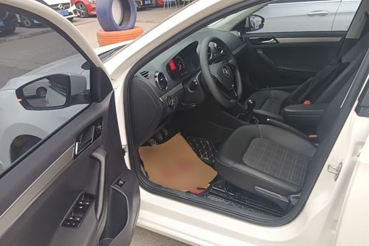 Used Volkswagen Jetta 2017 1.4L Manual Comfort Model Driver Seat