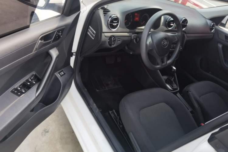 Used Volkswagen Jetta 2017 1.5L Automatic Fashion Model Driver Seat