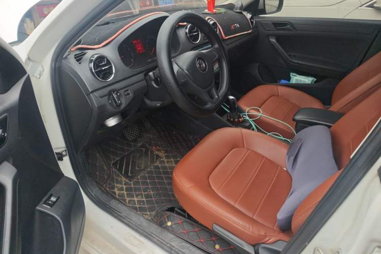 Used Volkswagen Jetta 2017 1.5L Automatic Fashion Model Driver Seat