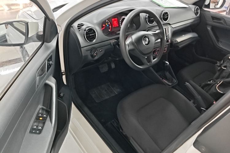 Used Volkswagen Jetta 2017 1.5L Automatic Fashion Model Driver Seat
