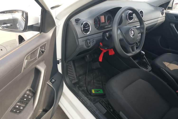 Used Volkswagen Jetta 2017 1.5L Automatic Fashion Model Driver Seat