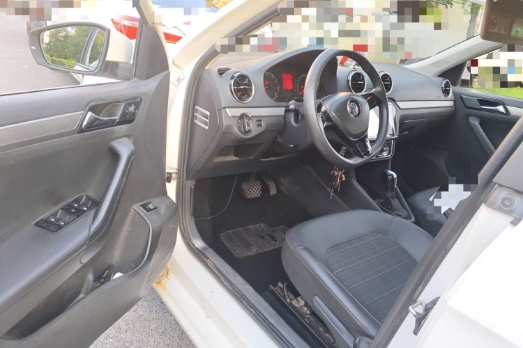 Used Volkswagen Jetta 2017 1.5L Automatic Comfort Model Driver Seat
