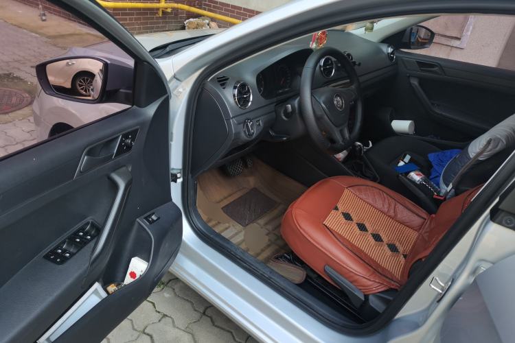Used Volkswagen Jetta 2017 1.5L Automatic Fashion Model Driver Seat