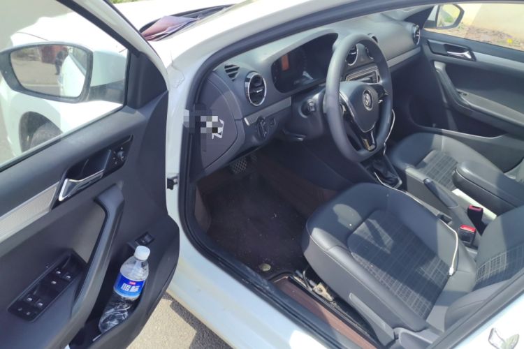 Used Volkswagen Jetta 2017 1.5L Automatic Comfort Model Driver Seat