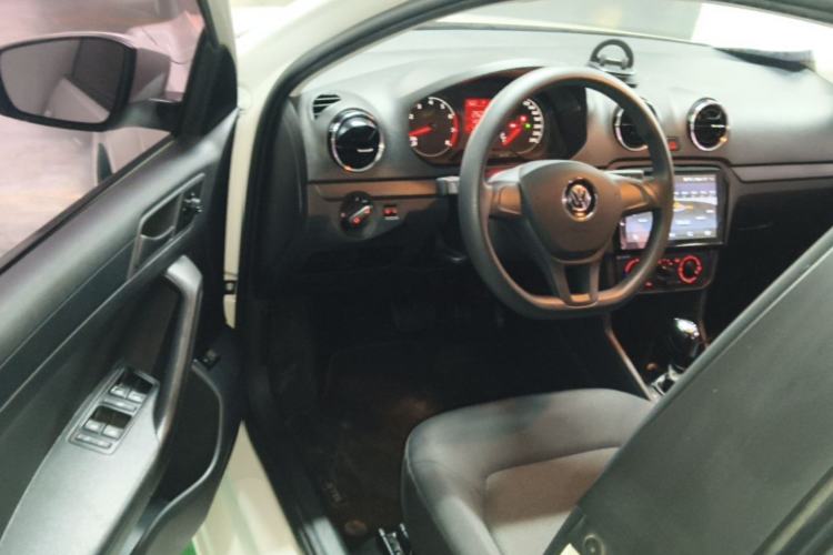 Used Volkswagen Jetta 2017 1.5L Automatic Fashion Model Driver Seat
